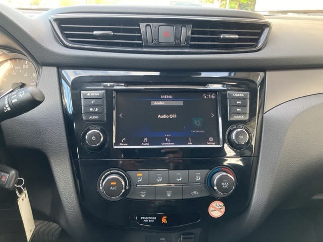 Thumbnail: 2022 Nissan Rogue Sport - 15