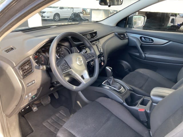 Thumbnail: 2022 Nissan Rogue Sport - 2