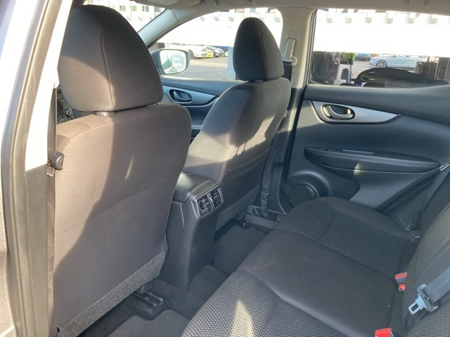 Thumbnail: 2022 Nissan Rogue Sport - 12