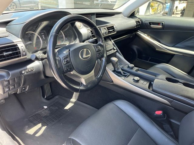 Thumbnail: 2018 Lexus IS - 2