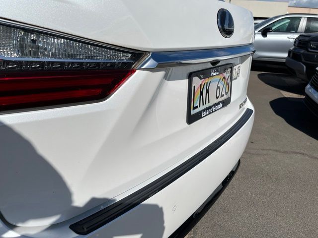 Thumbnail: 2019 Lexus RX - 20