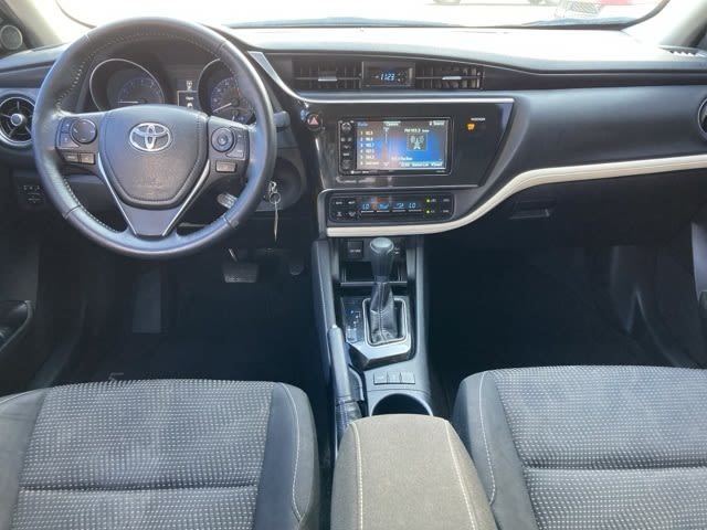 2018 Toyota Corolla iM Base 10