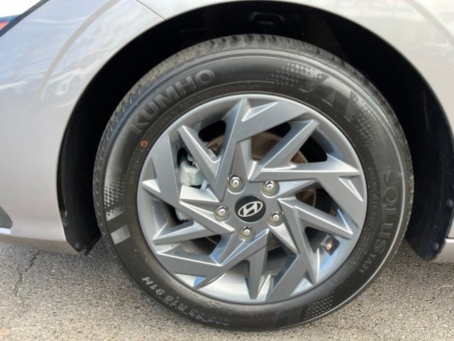 Thumbnail: 2024 Hyundai Elantra - 7