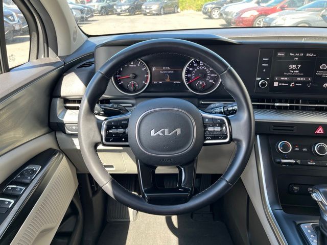 Thumbnail: 2022 Kia Carnival - 13