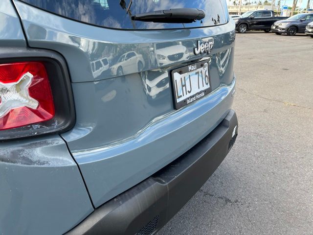 Thumbnail: 2017 Jeep Renegade - 20