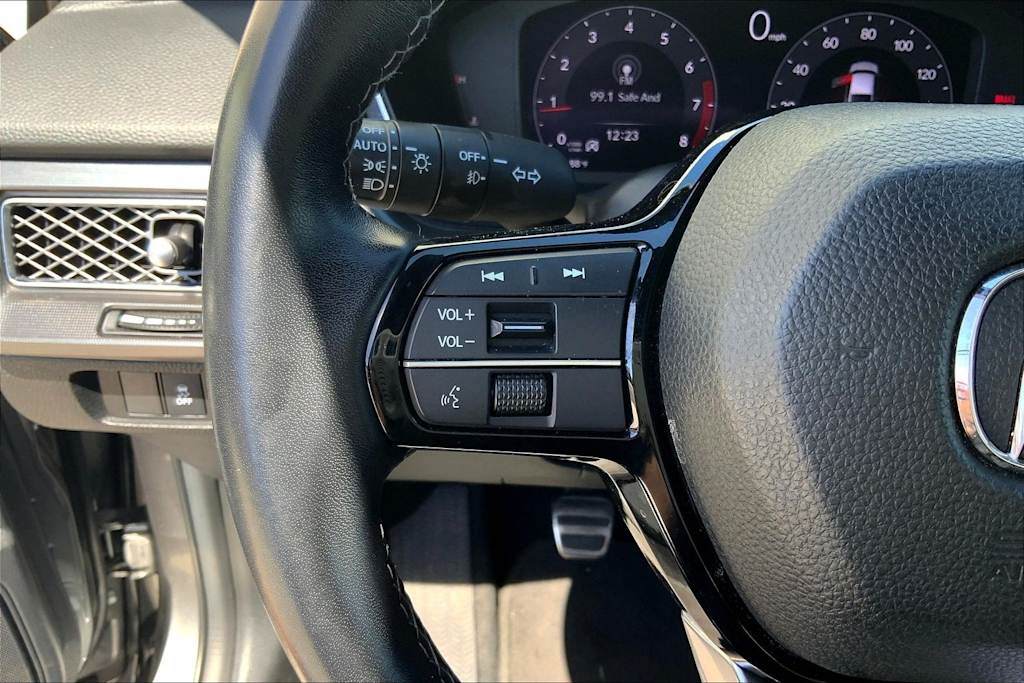 Thumbnail: 2023 Acura Integra - 24