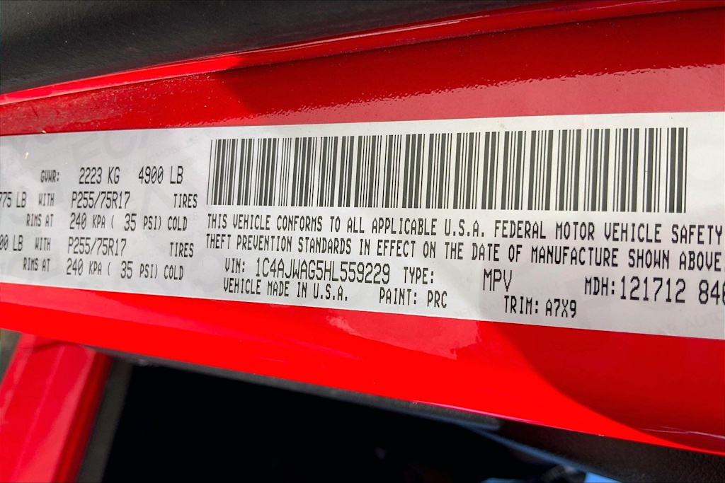 Thumbnail: 2017 Jeep Wrangler - 20