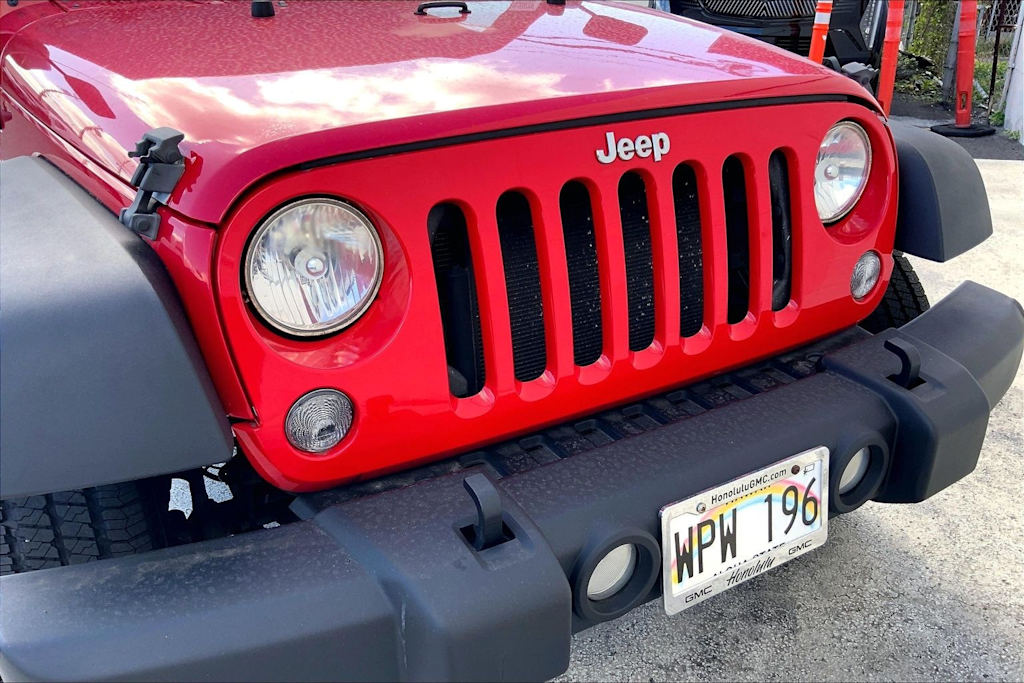 Thumbnail: 2017 Jeep Wrangler - 31