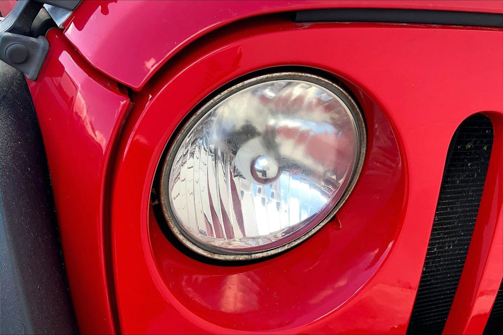 Thumbnail: 2017 Jeep Wrangler - 29