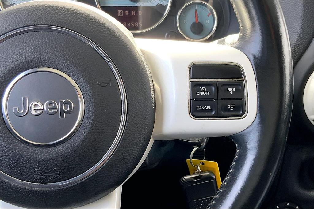 Thumbnail: 2014 Jeep Wrangler - 25