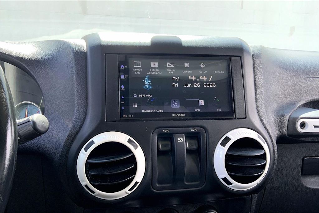 Thumbnail: 2014 Jeep Wrangler - 32