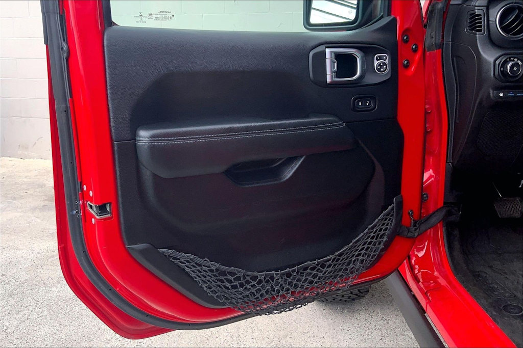 Thumbnail: 2021 Jeep Wrangler - 25