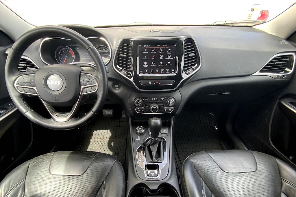 Thumbnail: 2019 Jeep Cherokee - 10