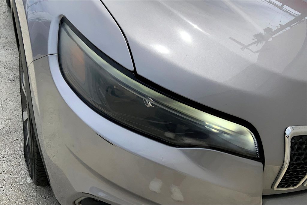 Thumbnail: 2019 Jeep Cherokee - 31