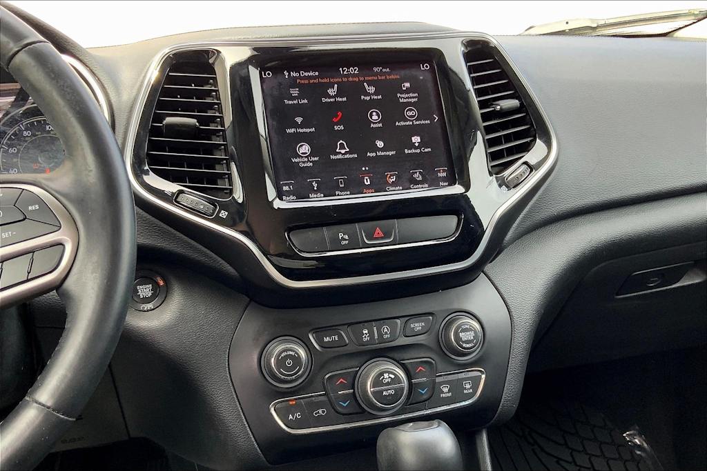 Thumbnail: 2019 Jeep Cherokee - 15