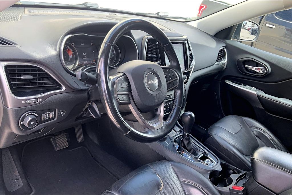 Thumbnail: 2019 Jeep Cherokee - 2