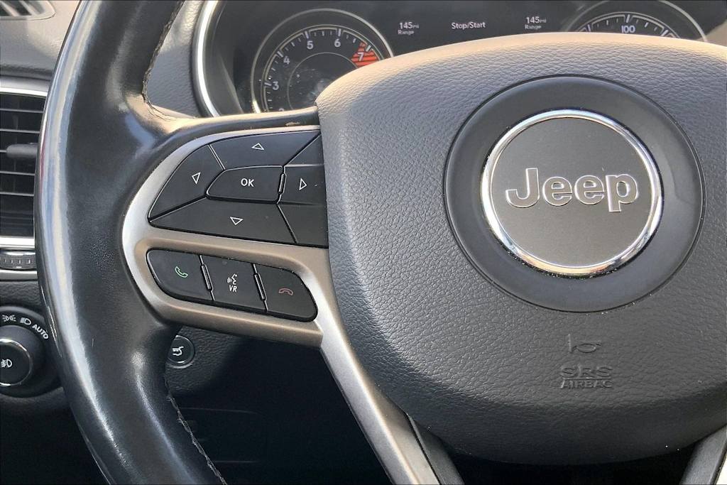 Thumbnail: 2019 Jeep Cherokee - 23
