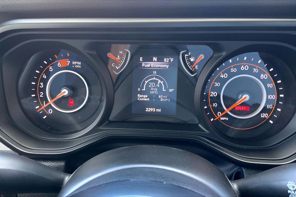 Thumbnail: 2025 Jeep Wrangler - 16