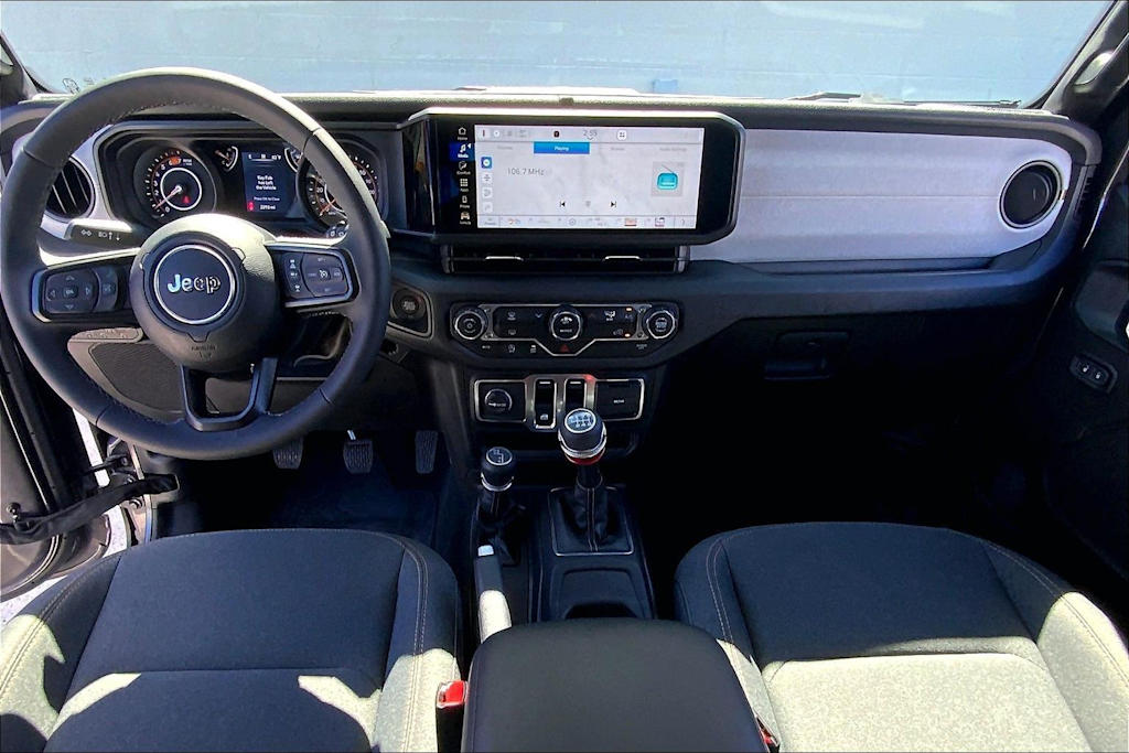 Thumbnail: 2025 Jeep Wrangler - 9