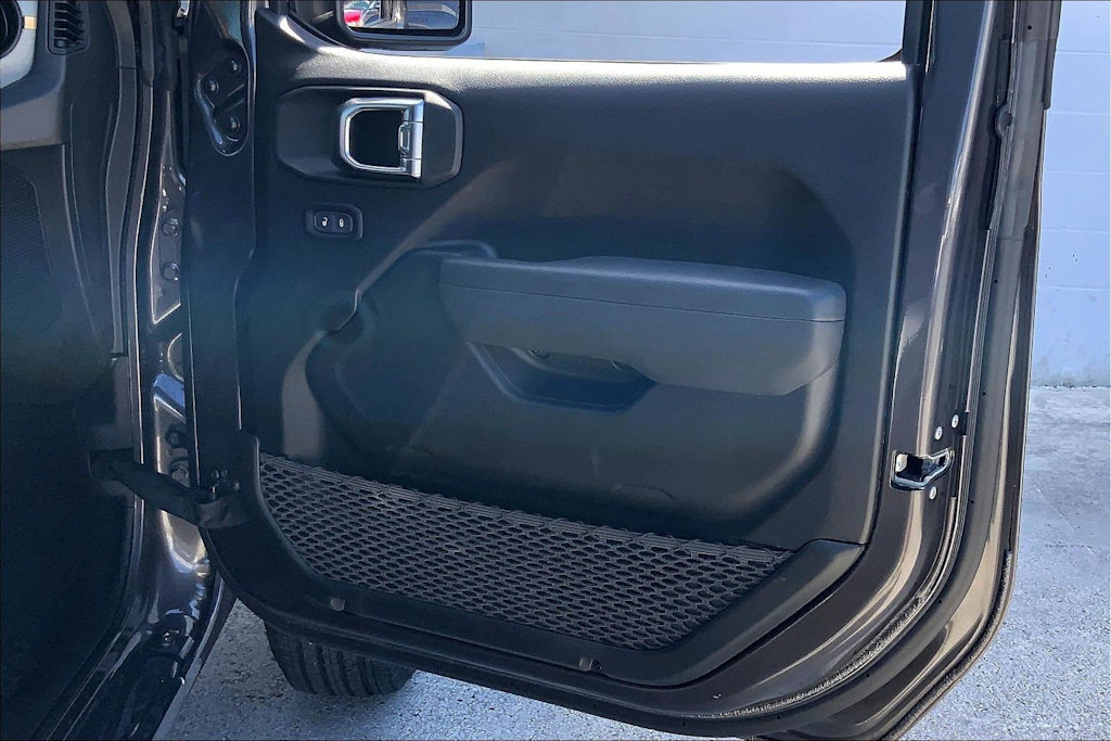 Thumbnail: 2025 Jeep Wrangler - 29