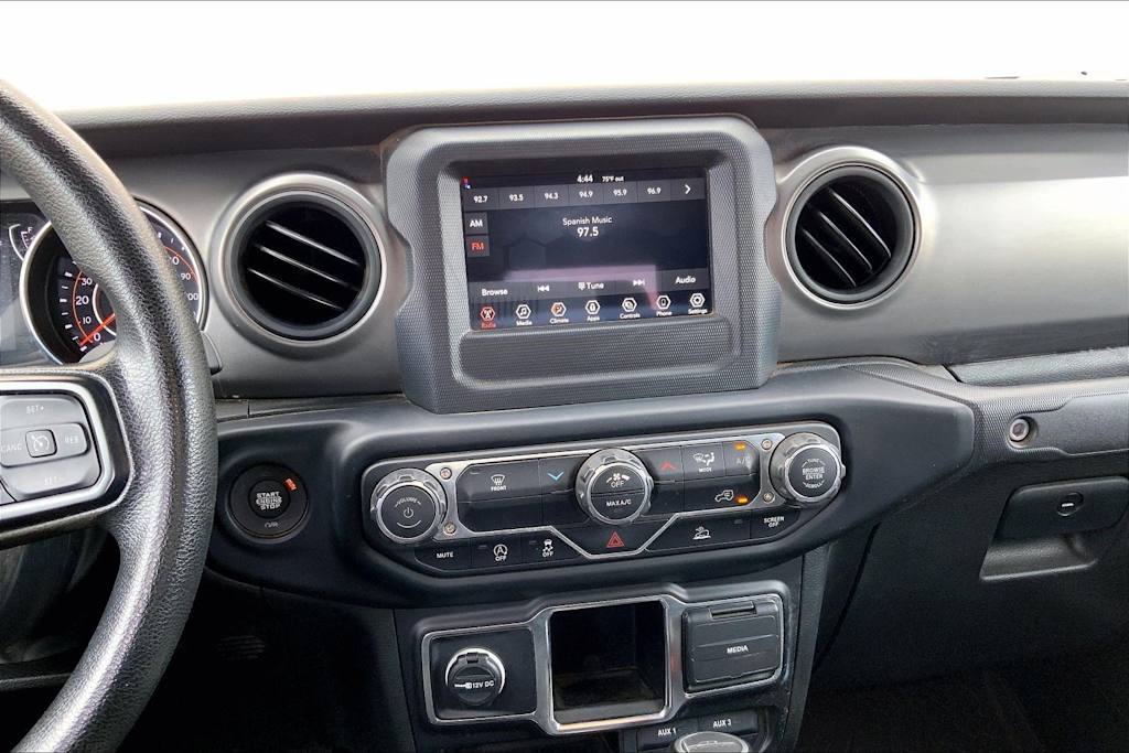 Thumbnail: 2022 Jeep Gladiator - 15