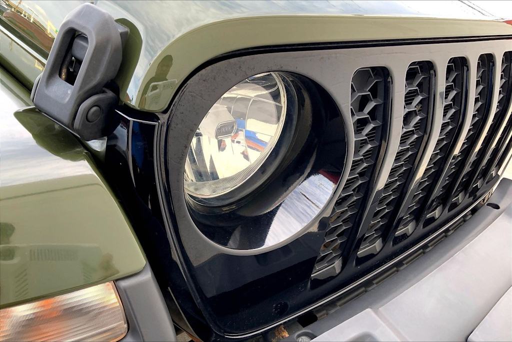 Thumbnail: 2022 Jeep Gladiator - 30