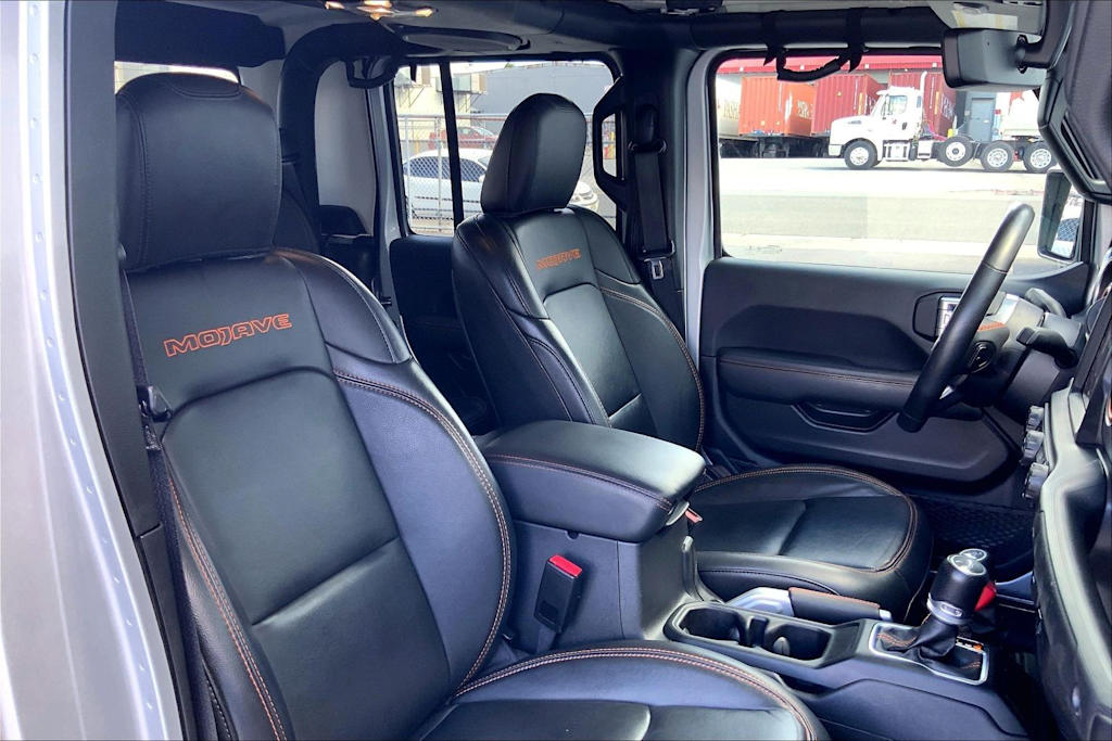 Thumbnail: 2022 Jeep Gladiator - 21