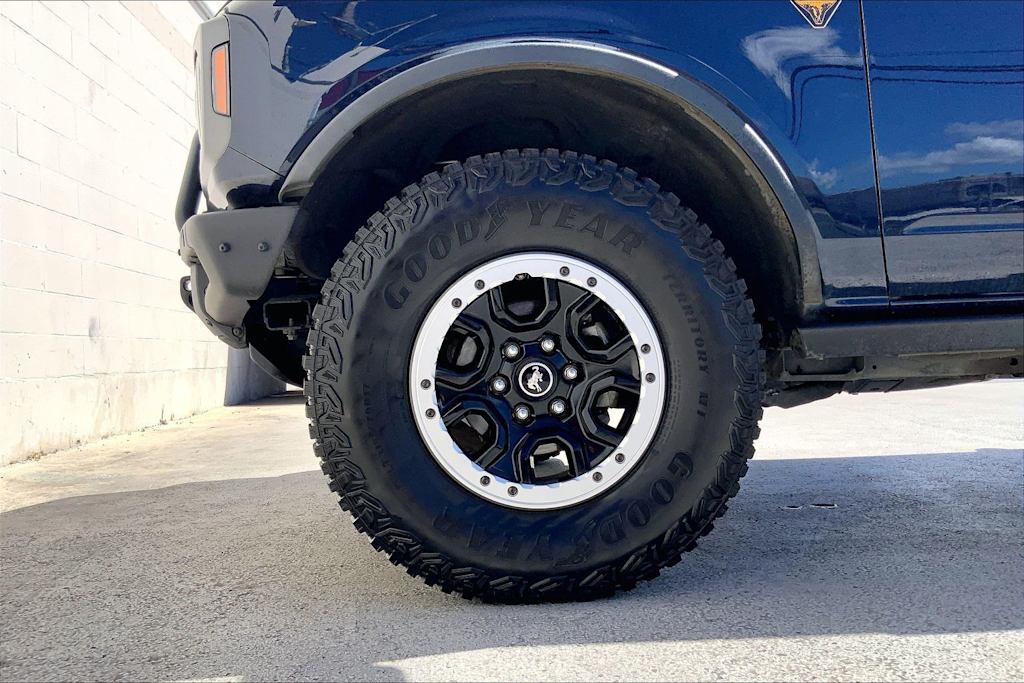 Thumbnail: 2021 Ford Bronco - 7