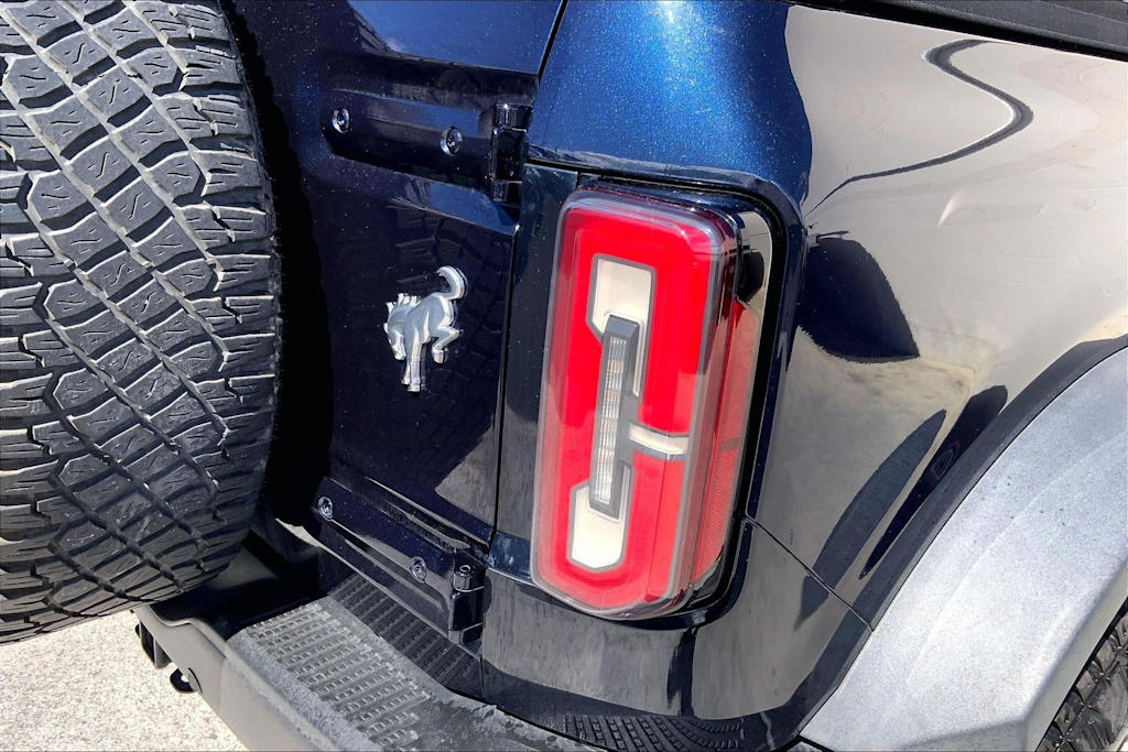 Thumbnail: 2021 Ford Bronco - 32