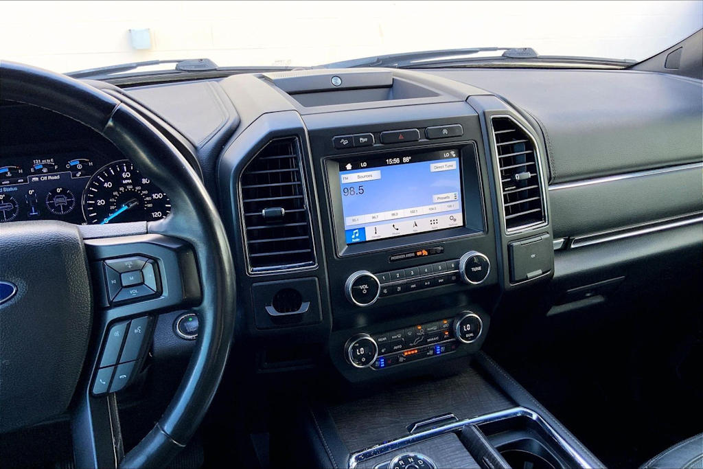 Thumbnail: 2019 Ford Expedition - 16