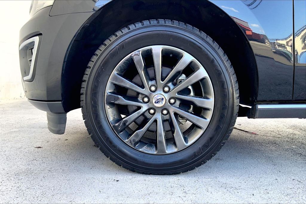 Thumbnail: 2019 Ford Expedition - 8