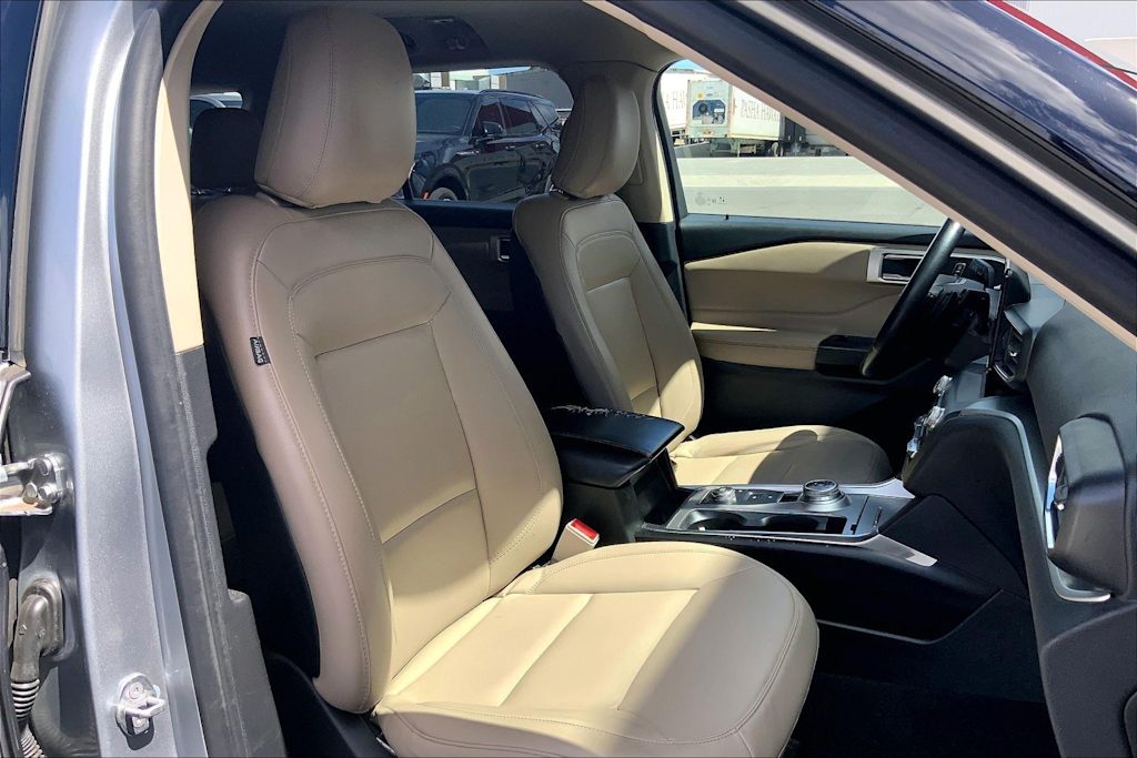 Thumbnail: 2020 Ford Explorer - 12