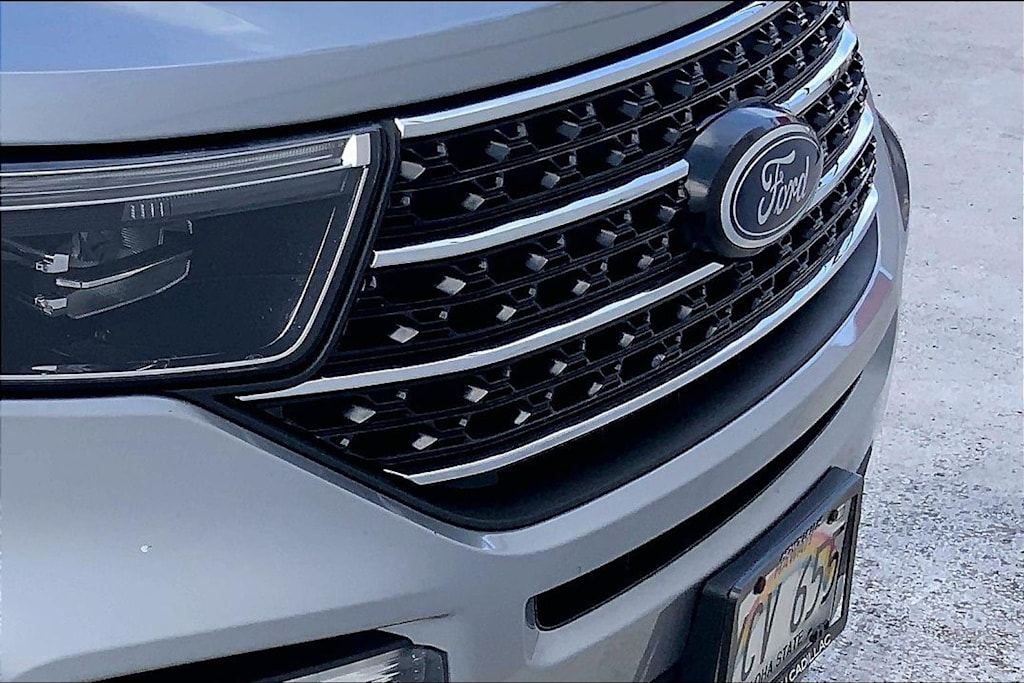 Thumbnail: 2020 Ford Explorer - 33