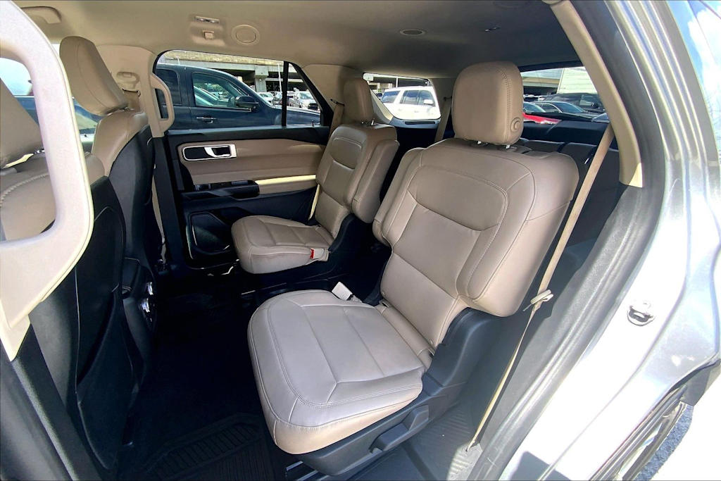 Thumbnail: 2020 Ford Explorer - 29