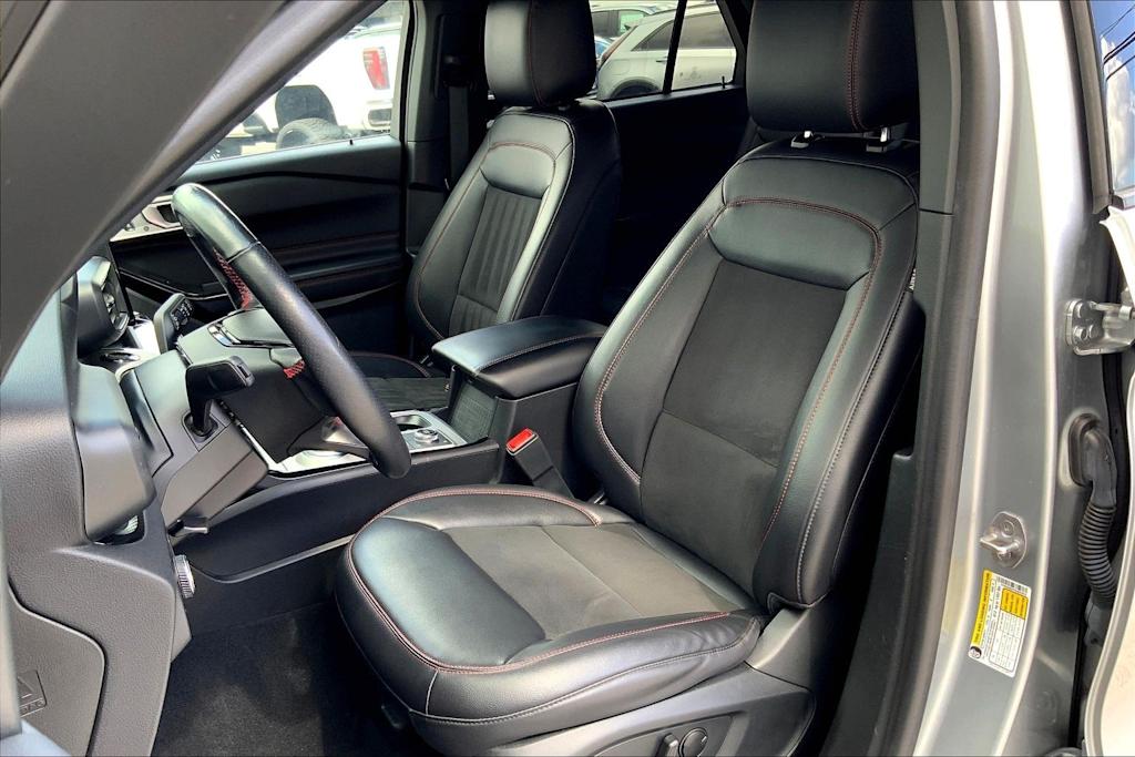 Thumbnail: 2023 Ford Explorer - 11