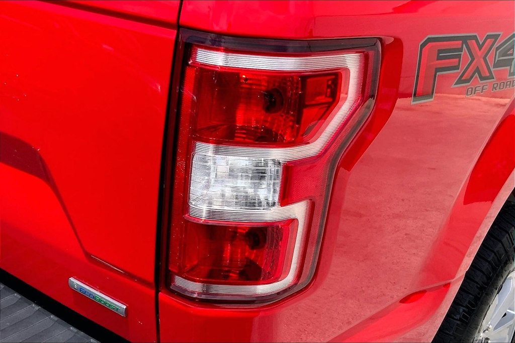 Thumbnail: 2018 Ford F-150 - 32