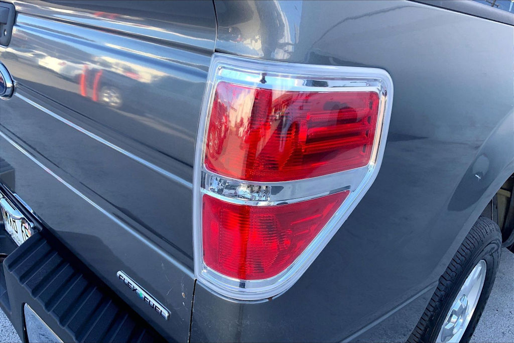 Thumbnail: 2013 Ford F-150 - 32