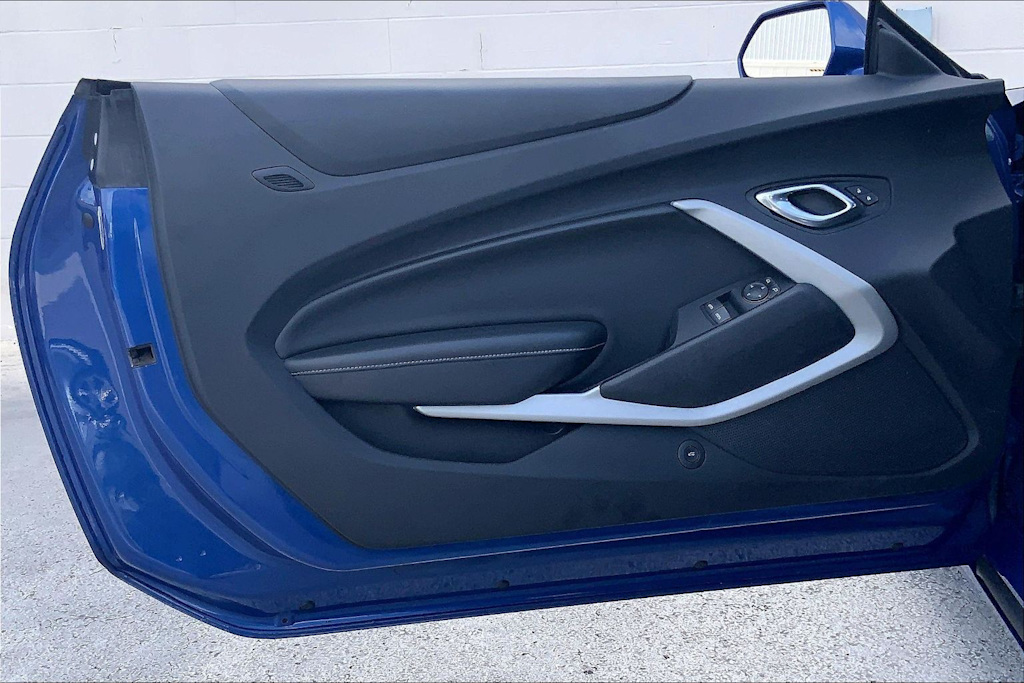 Thumbnail: 2019 Chevrolet Camaro - 27