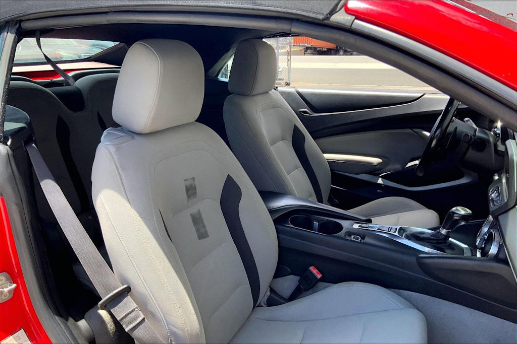 Thumbnail: 2018 Chevrolet Camaro - 12