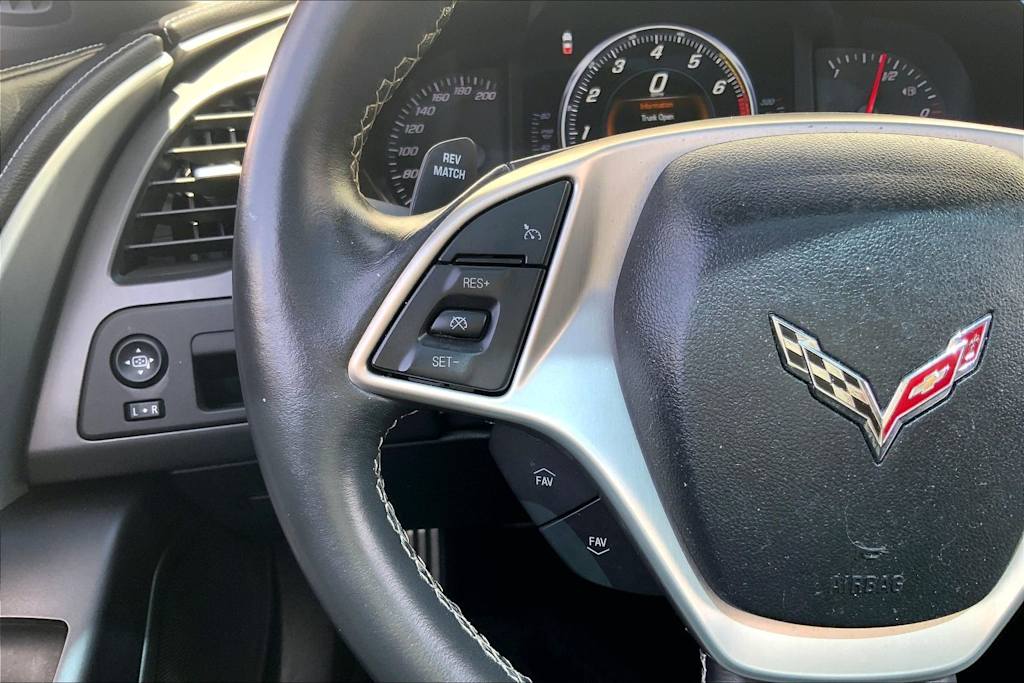 Thumbnail: 2015 Chevrolet Corvette - 24