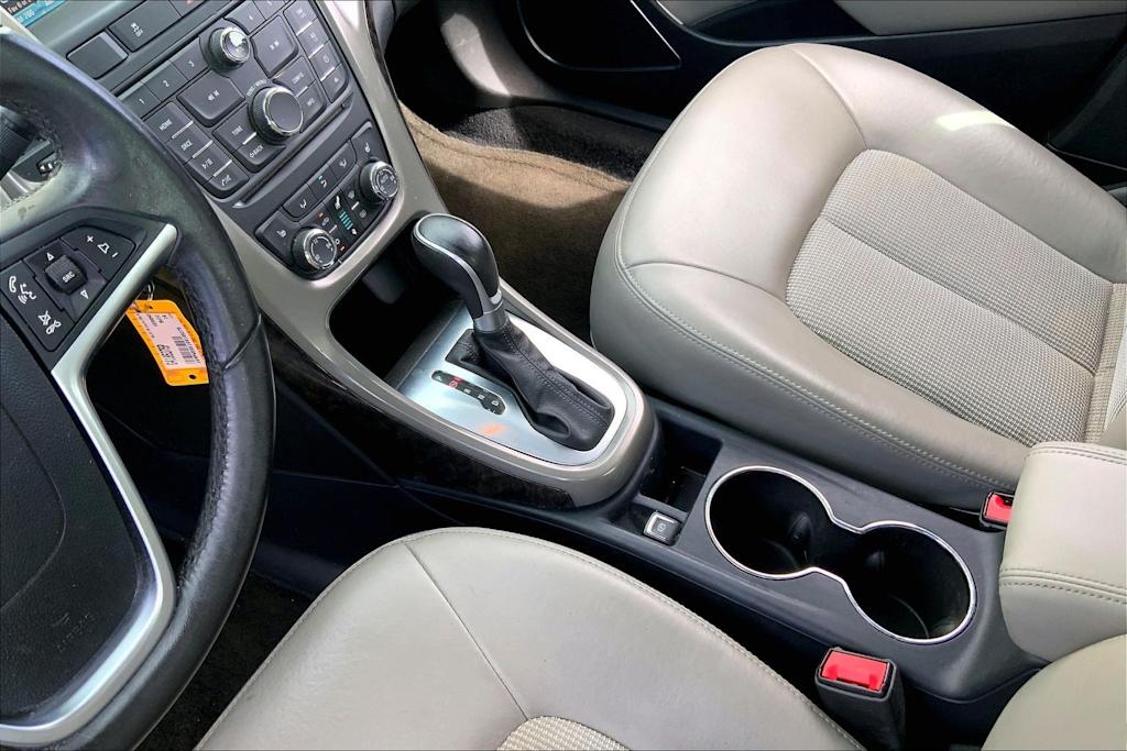 Thumbnail: 2016 Buick Verano - 17