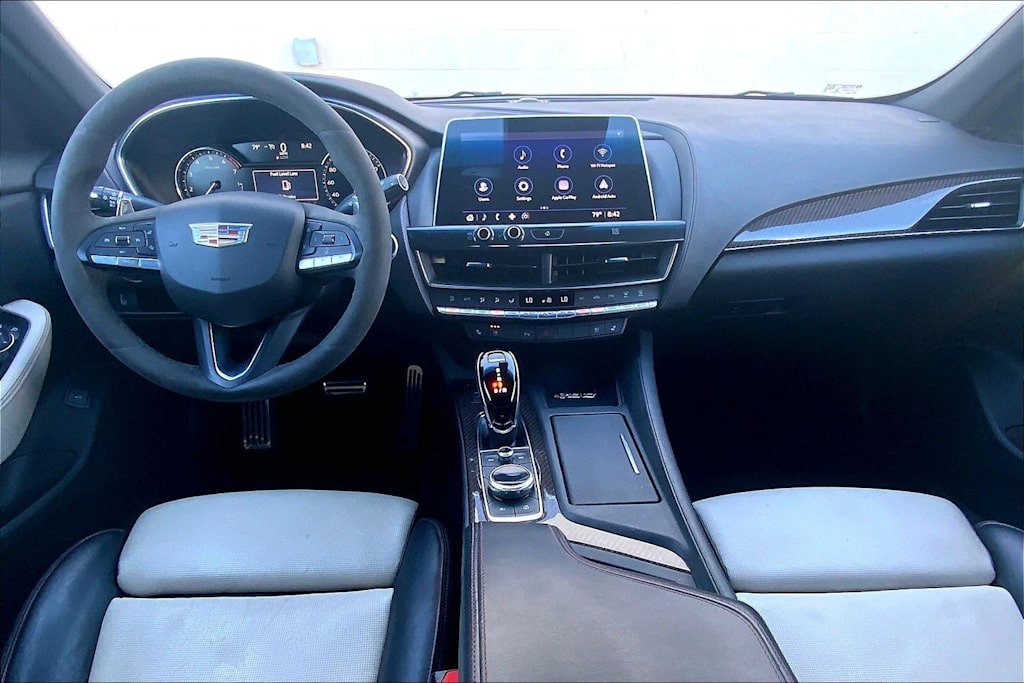 Thumbnail: 2021 Cadillac CT5 - 10