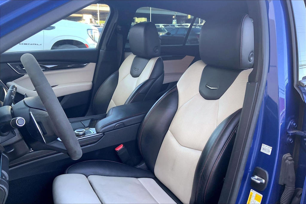 Thumbnail: 2021 Cadillac CT5 - 11