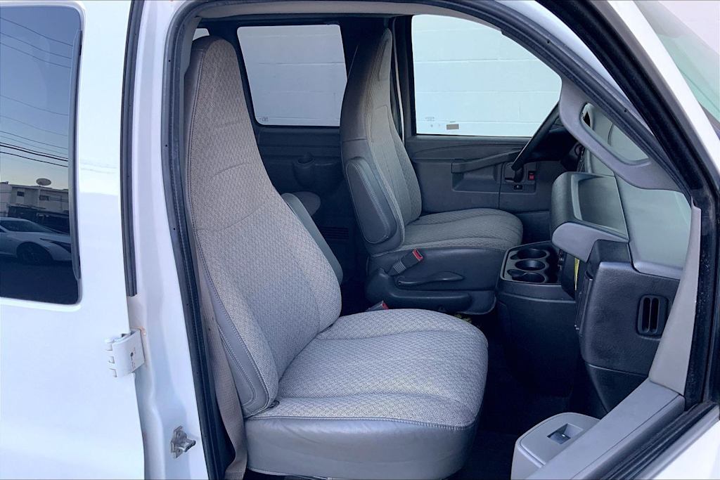 Thumbnail: 2020 Chevrolet Express - 19