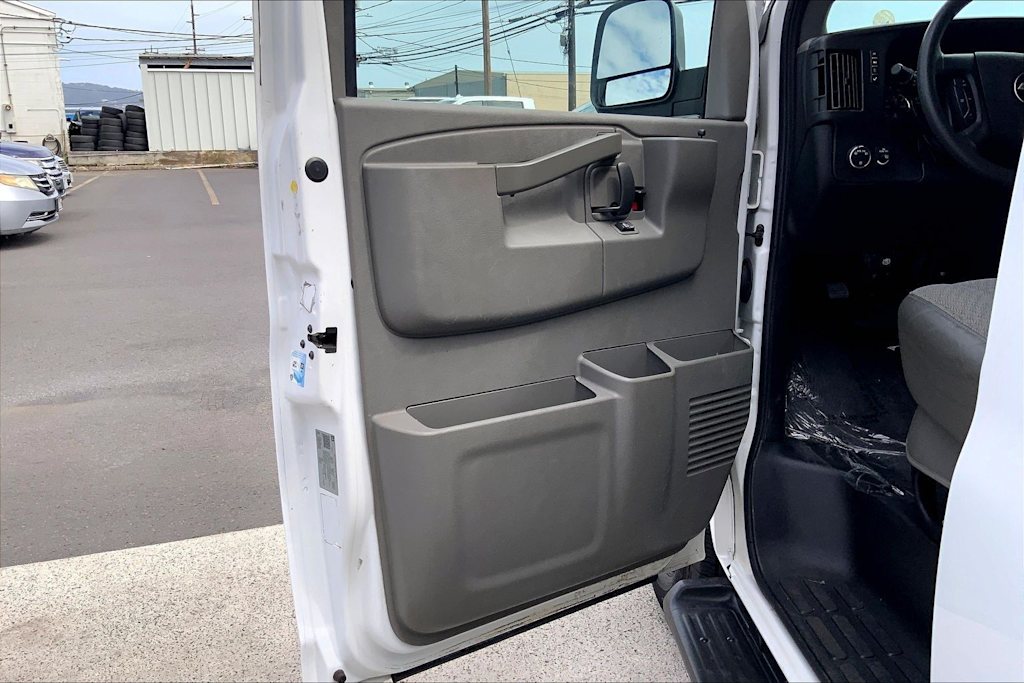 Thumbnail: 2019 Chevrolet Express - 27
