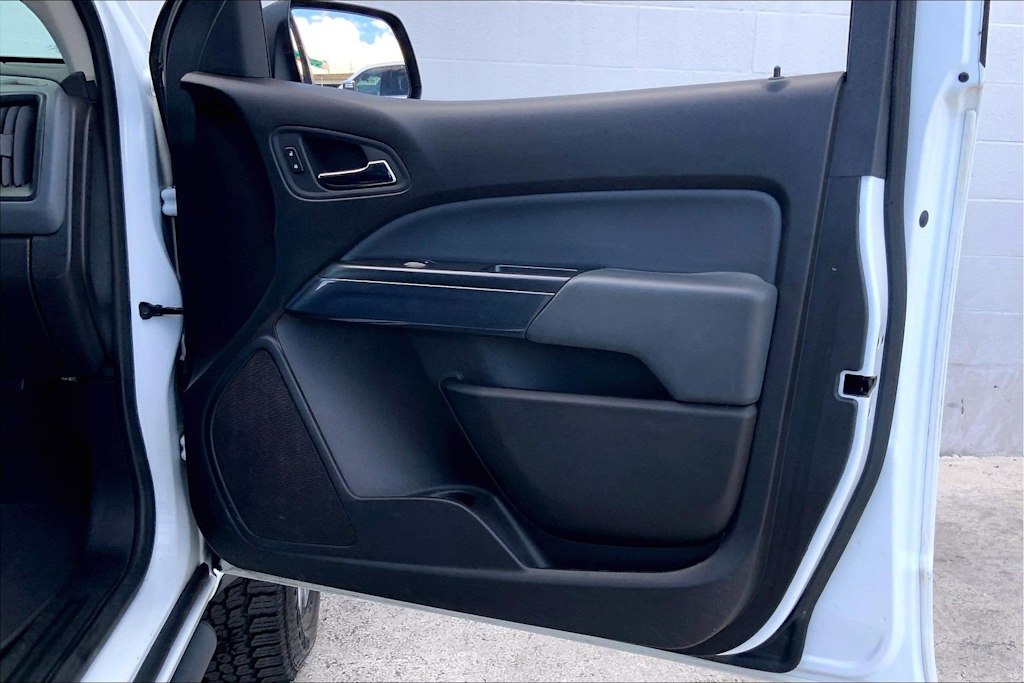 Thumbnail: 2016 Chevrolet Colorado - 29