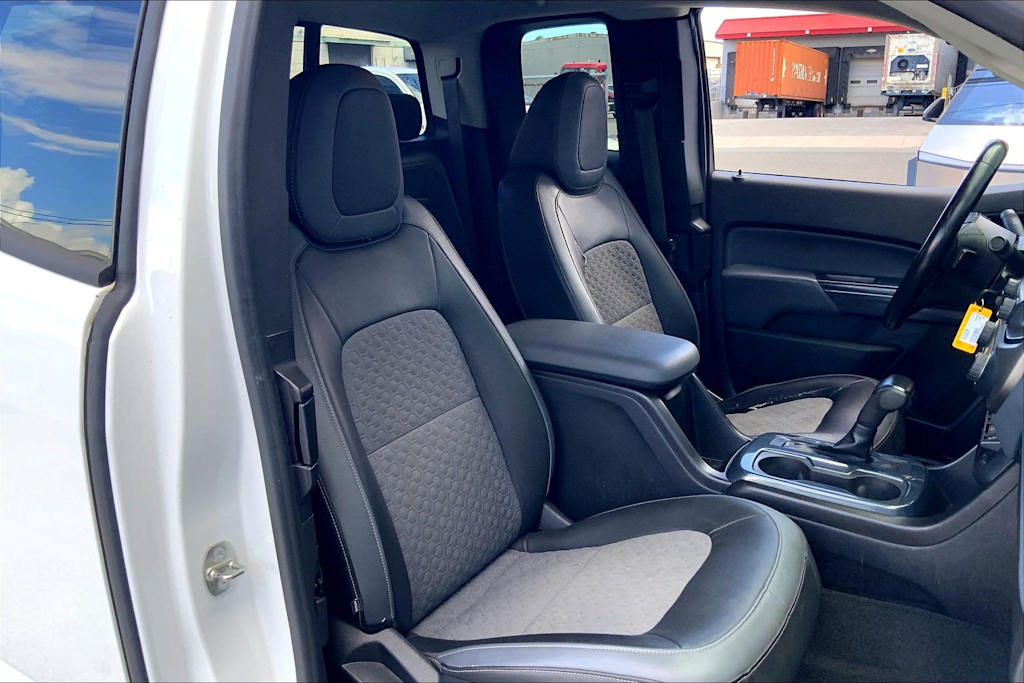Thumbnail: 2016 Chevrolet Colorado - 21