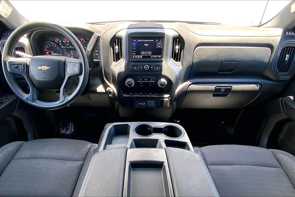 Thumbnail: 2023 Chevrolet Silverado 1500 - 9