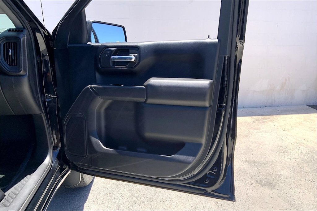 Thumbnail: 2023 Chevrolet Silverado 1500 - 28