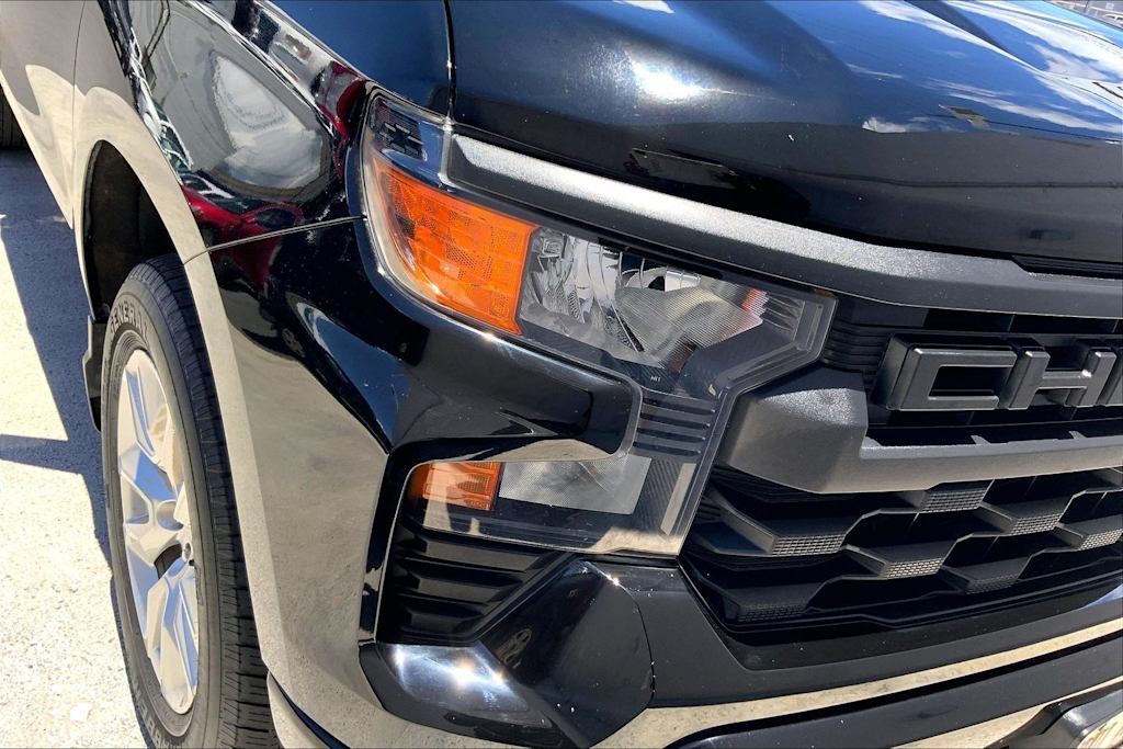 Thumbnail: 2023 Chevrolet Silverado 1500 - 31